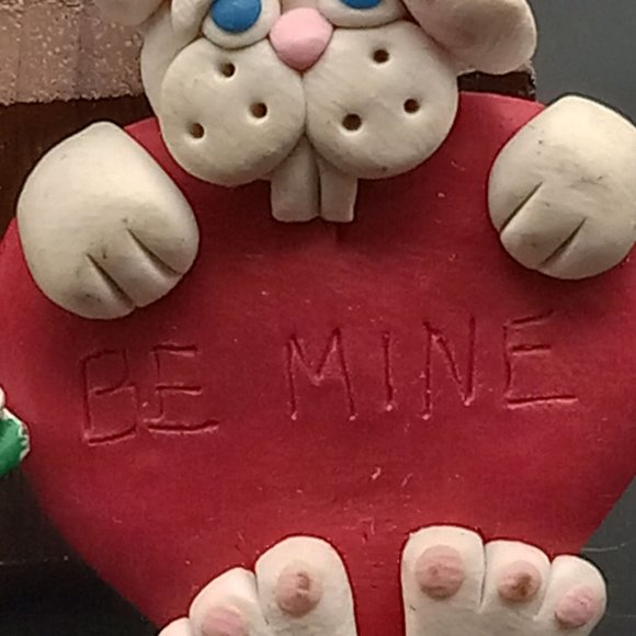 JJo Jack in the Box Enamel Signed | Bunny Valentine‎ Polymer Lot of 2 Pins - Picture 4 of 5